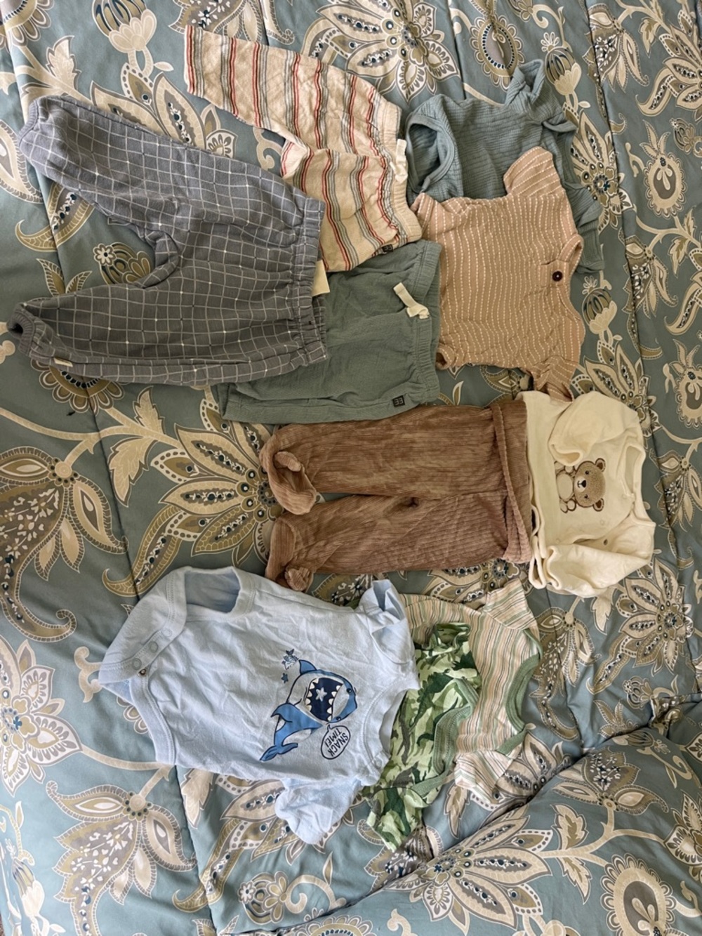 Babies Mixed Outfit Bundle - Blue, Tan, Green